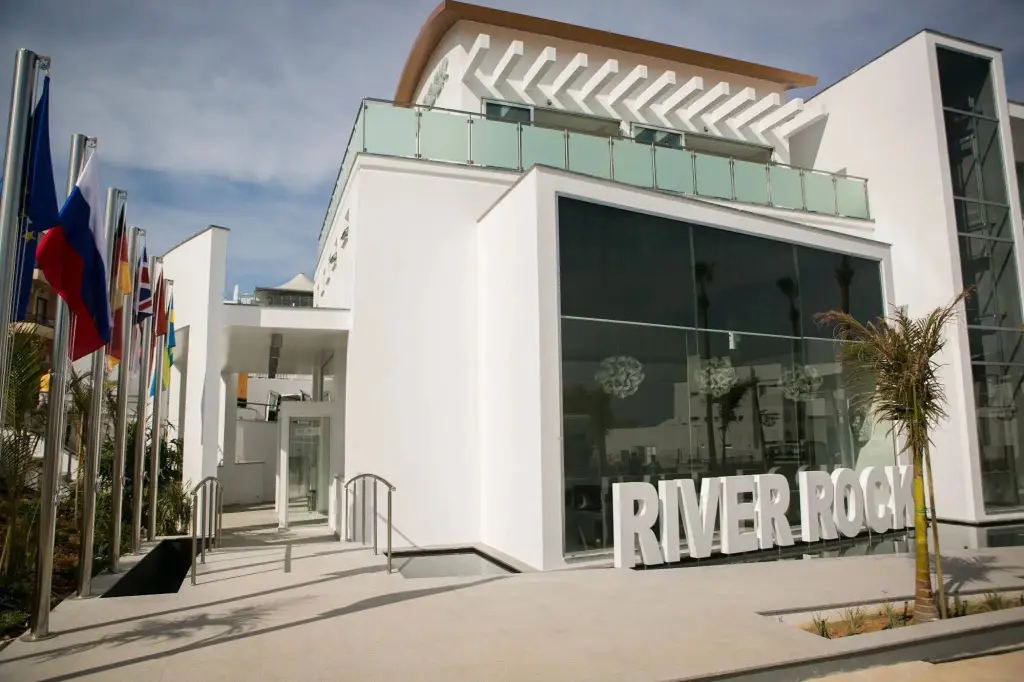 River Rock Hotel — фото 1
