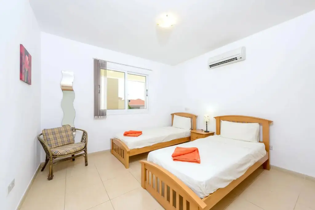 Паралимни: Great Kings Resorts