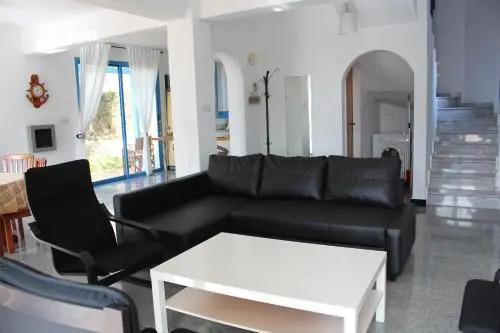 Пейя: Olive Beach Villa