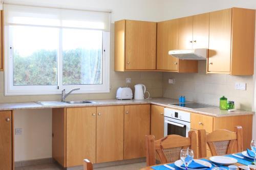 Аргака: Sandy Coast Villas Amariliz