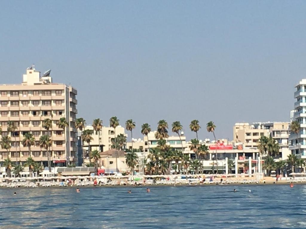 Ithaki Phinikoudes Apartment No. 102 — фото 1