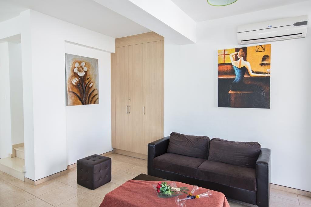 Avra Villas — фото 1