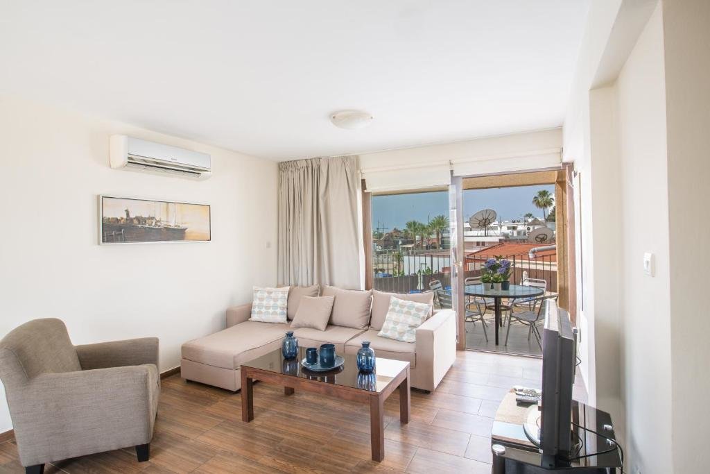 Айя-Напа: Napiana Apartments