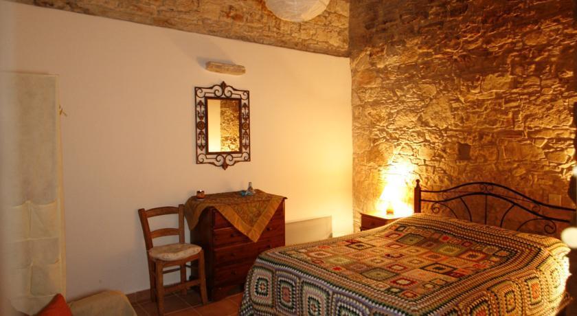 Какопетрия: Potamiou Traditional Village House