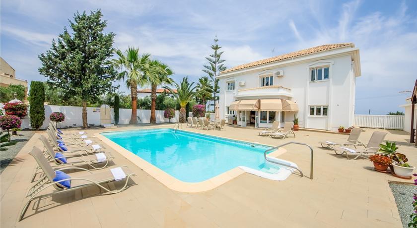 Протарас: Oceanview Villa 104