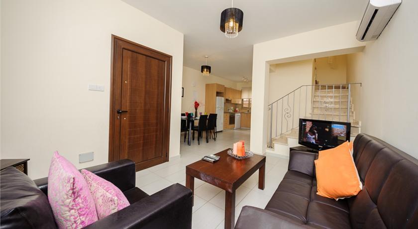 Протарас: Oceanview Townhouse 078