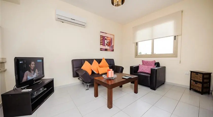 Протарас: Oceanview Townhouse 078