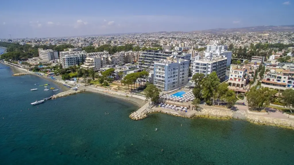 Гермасойя: Harmony Bay Hotel