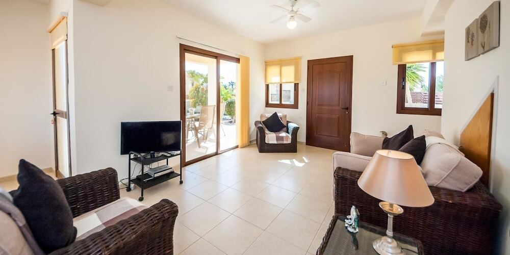 Айя-Напа: Oceanview Villa 066