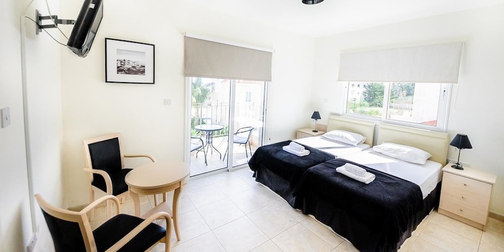 Протарас: Rent Private Villa 045