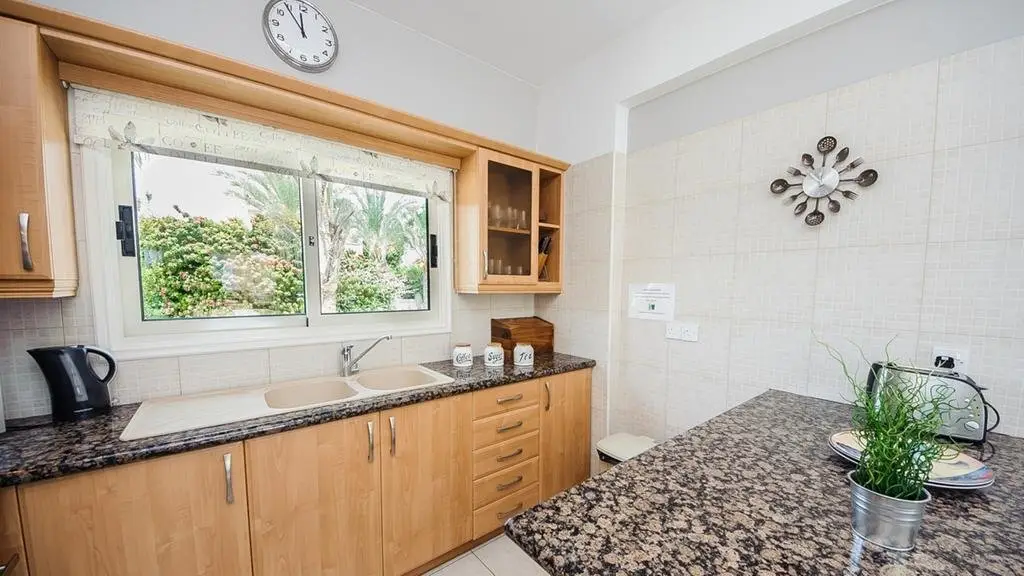 Айя-Напа: Rent Private Villa 036