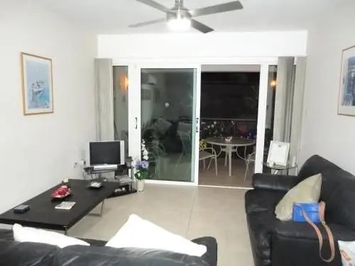 Паралимни: Yiasemi Court Apartments