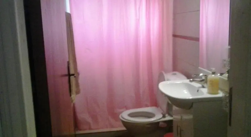 Какопетрия: Nikis Lodge