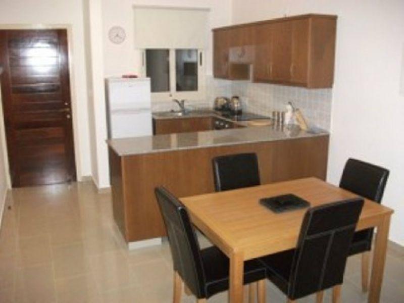 Пейя: Maddy Apartment