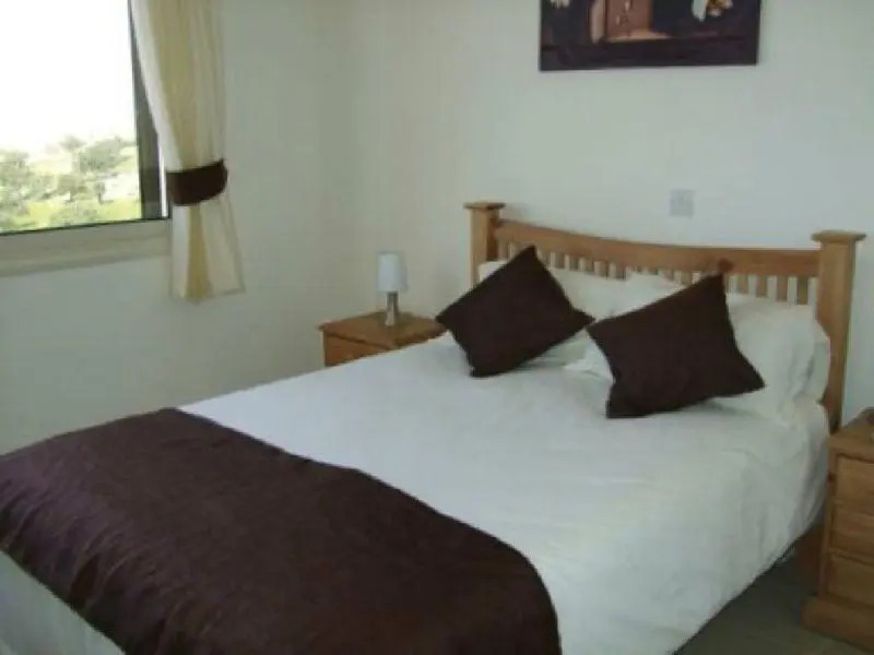 Пейя: Macy Apartment