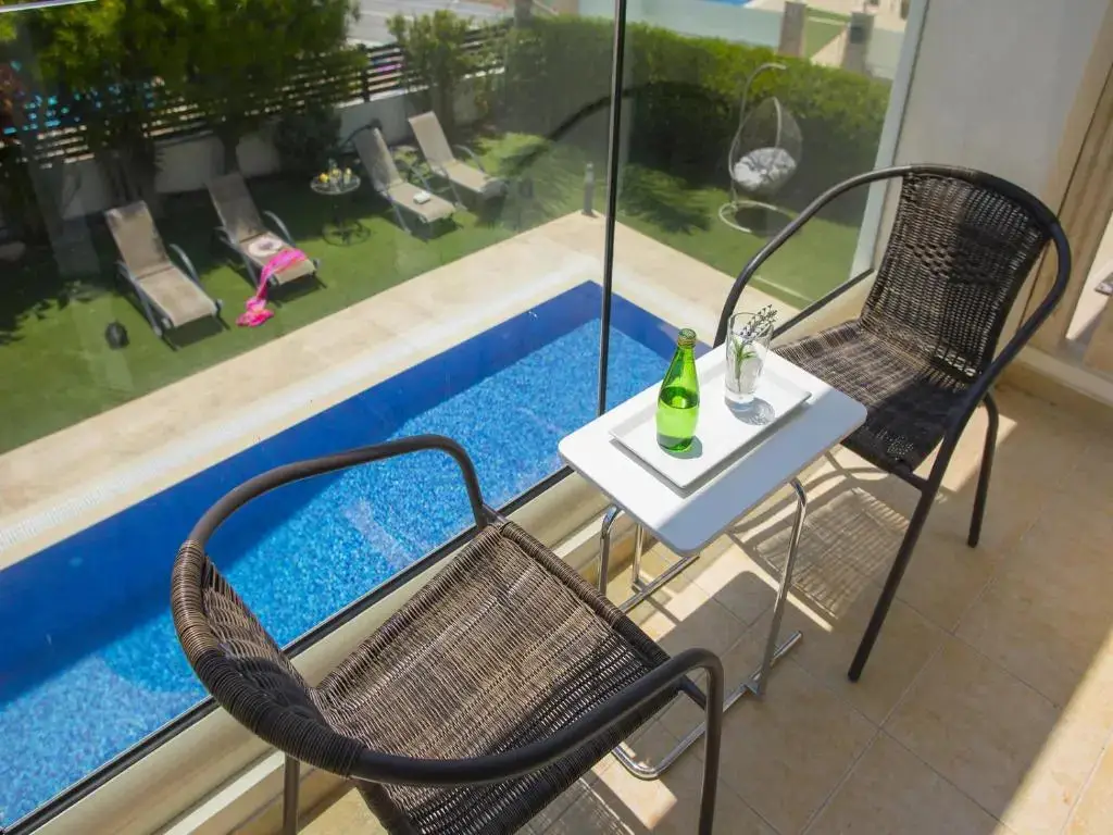 Айя-Напа: Villa Elias