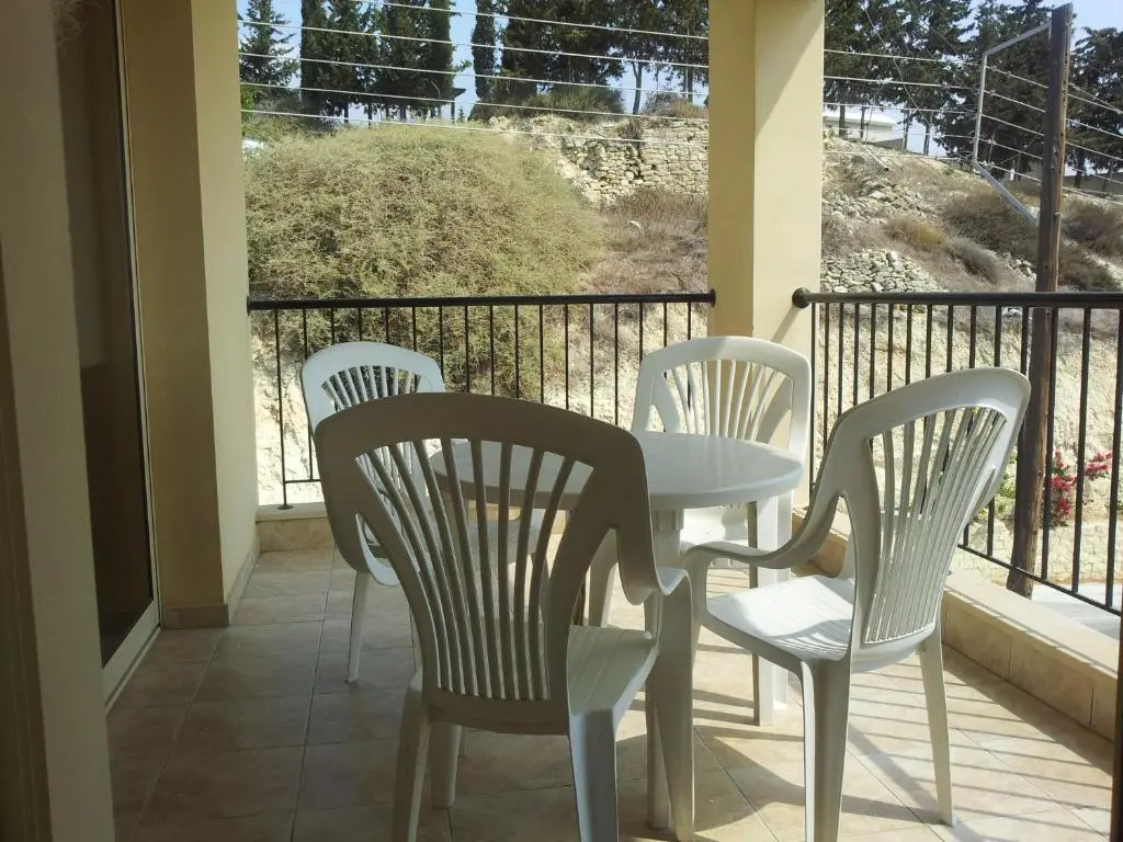 Писсури: Lazaros Pissouri Apartments