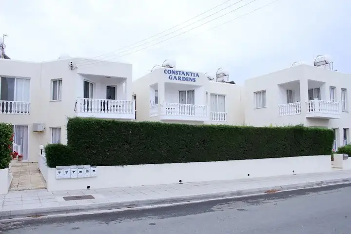 Пафос: Constantia Gardens Apartments