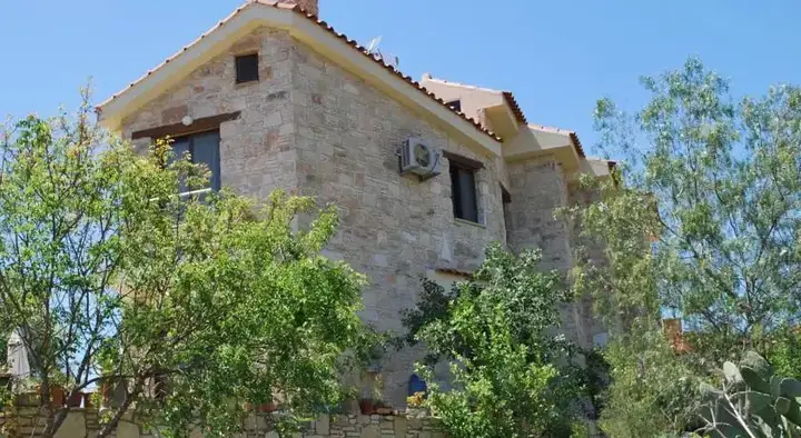 Скарину: Makryiannis House