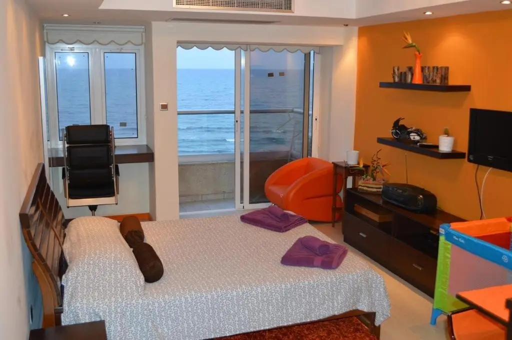 Ларнака: Sea View Studio