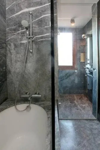 Лация: The Swan Suites