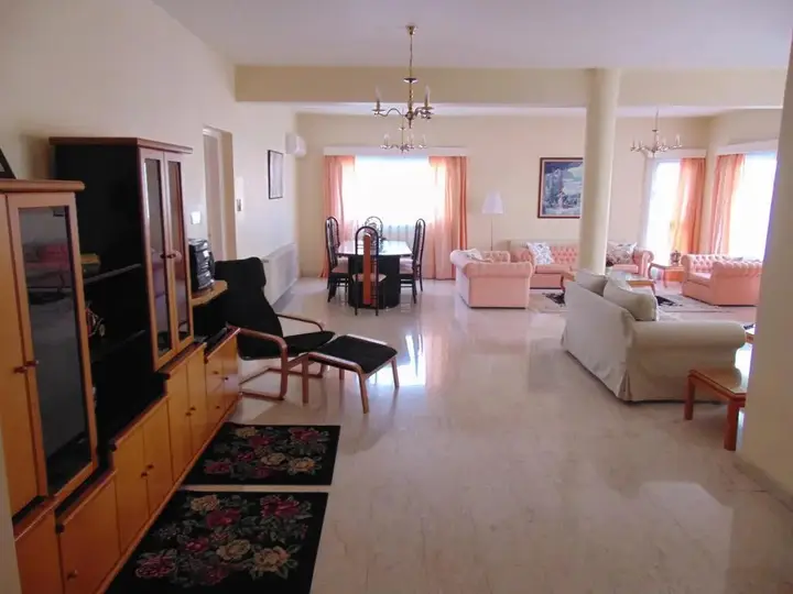Никосия: Deluxe Nicosia Apartment