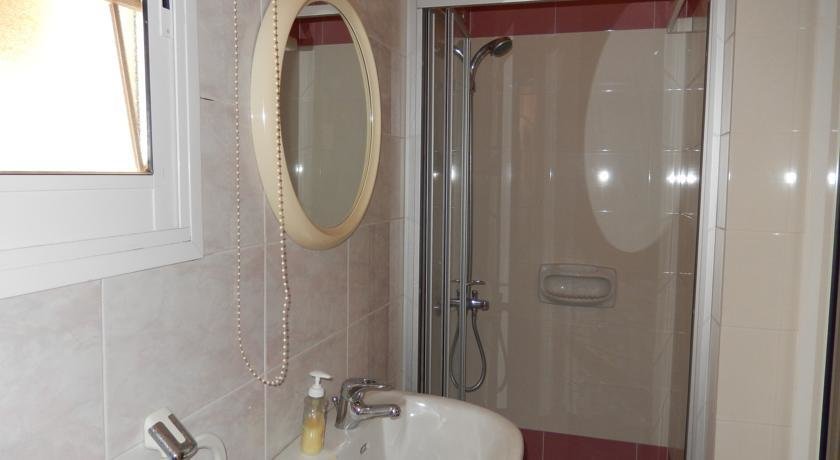 Айос-Атанасиос: Nikis House Apartment