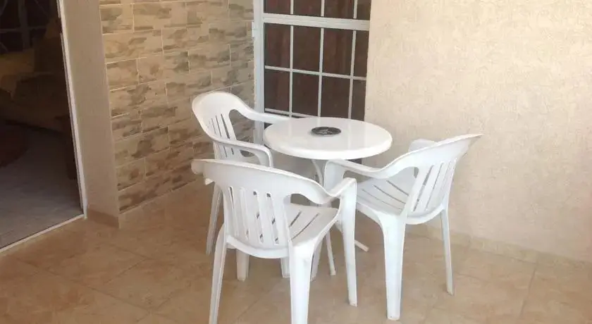 Айос-Атанасиос: Nikis House Apartment