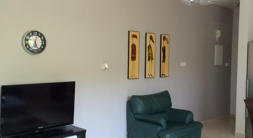 Пафос: Oakdale Flat