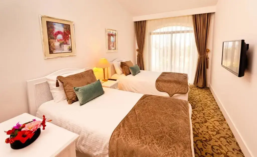 Озанкей: The Olive Tree Hotel
