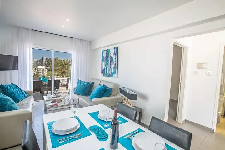 Протарас: Nicholas Seaview Apartments