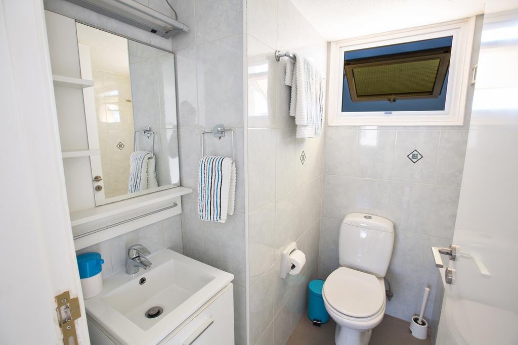 Протарас: Nicholas Seaview Apartments
