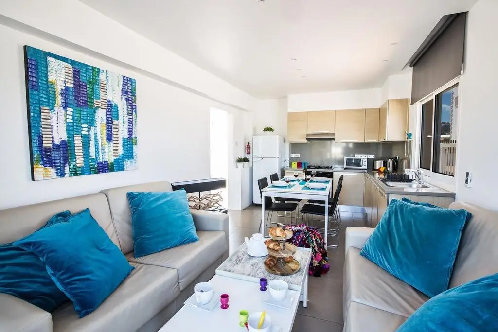 Протарас: Nicholas Seaview Apartments