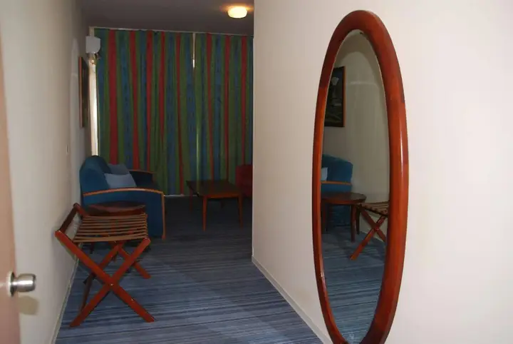 Агиос Тихонас: The Caravel Hotel