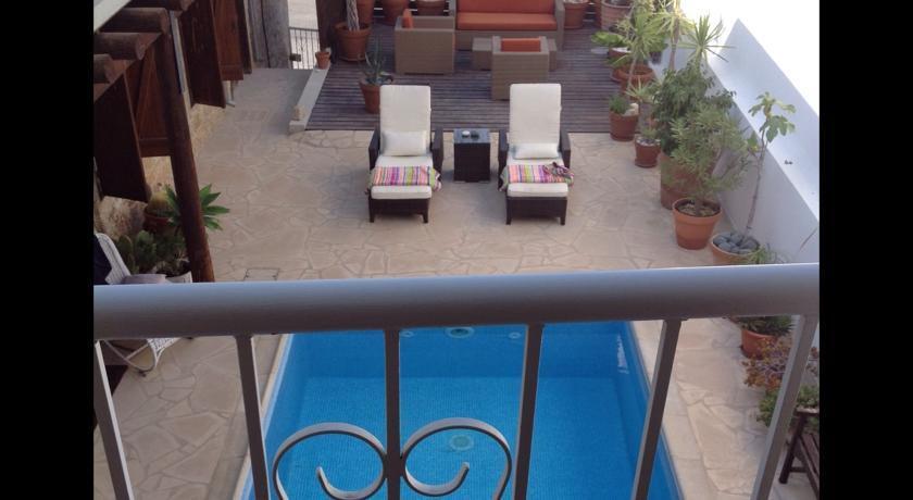 Гермасойя: Melrose Place Limassol Cyprus