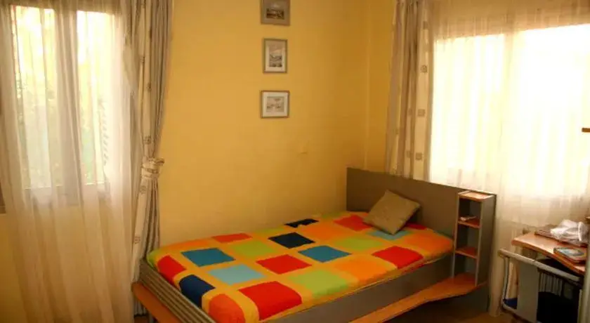 Пейя: Villa Julia