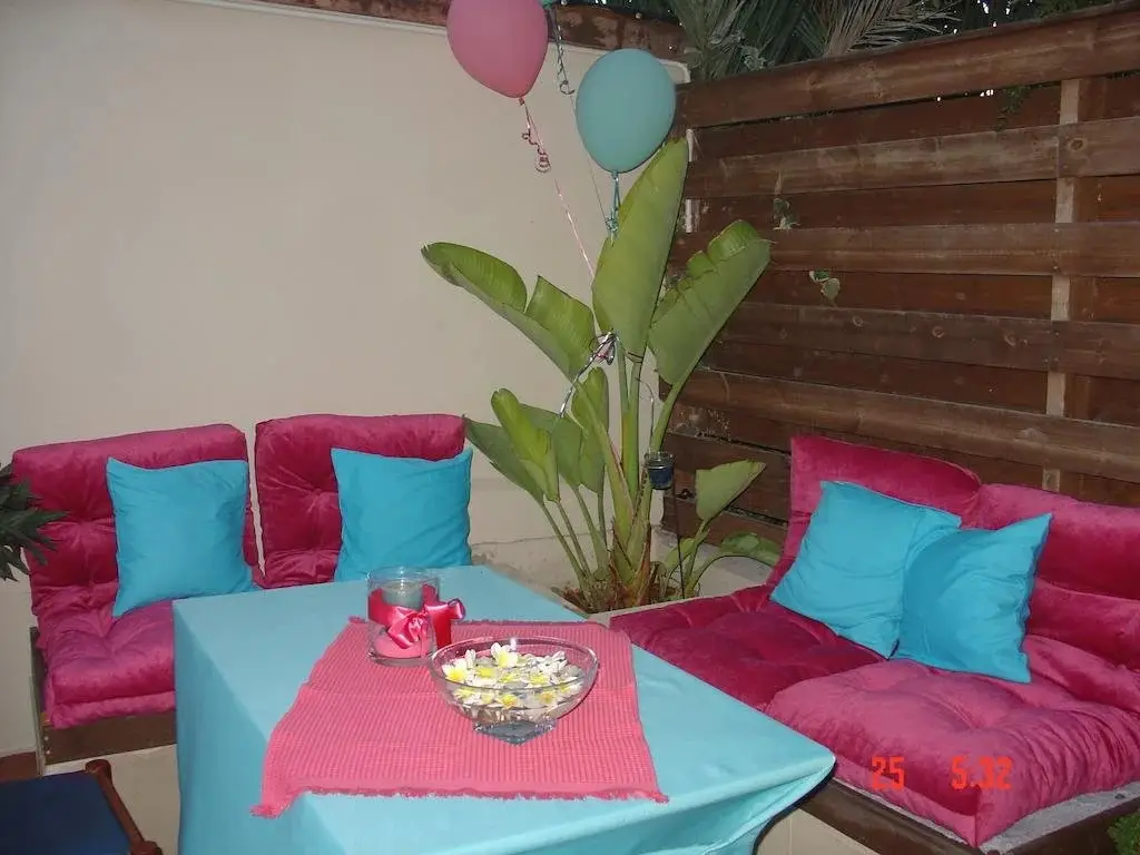 Пафос: Chloes Lettings