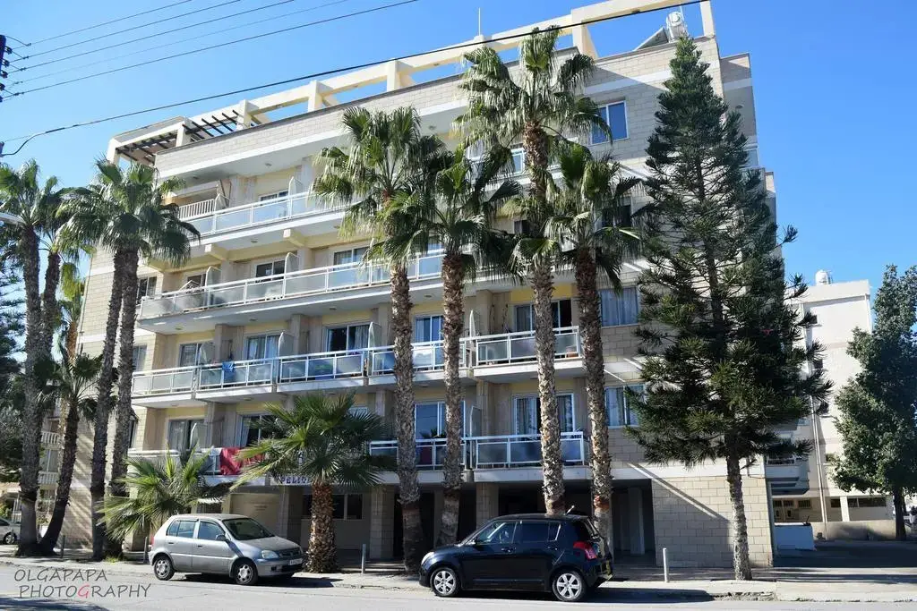 Ларнака: Pelides Apartments