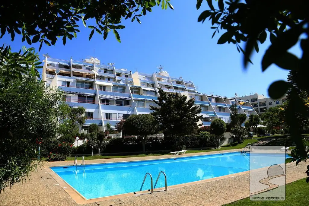 Amathusia Beach Apartment — фото 1