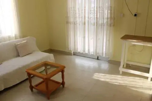 Пафос: Fragaroma House