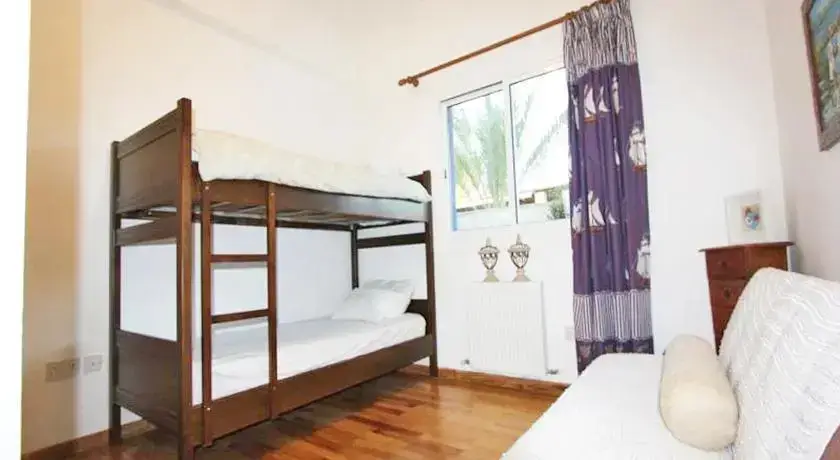 Протарас: Villa Helia