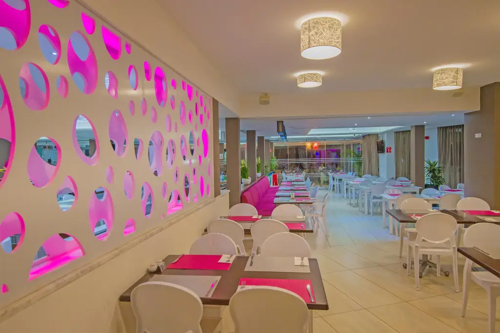 Айя-Напа: New Famagusta Hotel&Suites