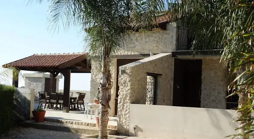 Протарас: Villa Stone