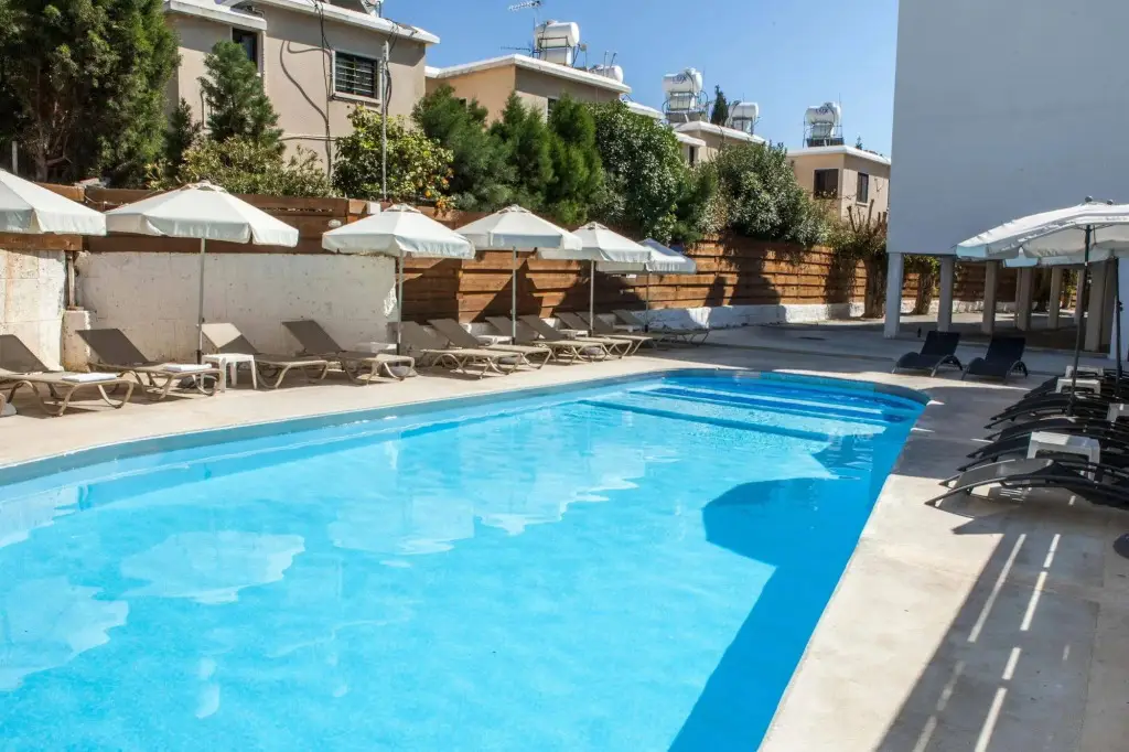 Пафос: Alecos Hotel Apartments