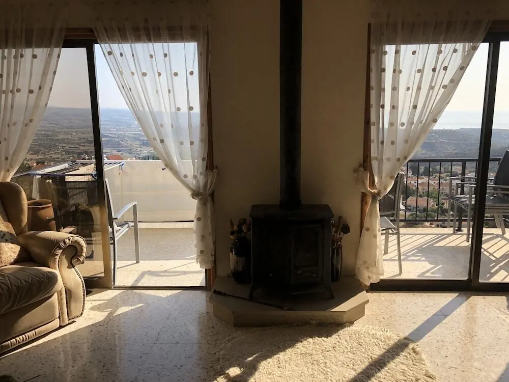 Писсури: Inviting 2-bed Apartment in Pissouri- Ti Thea