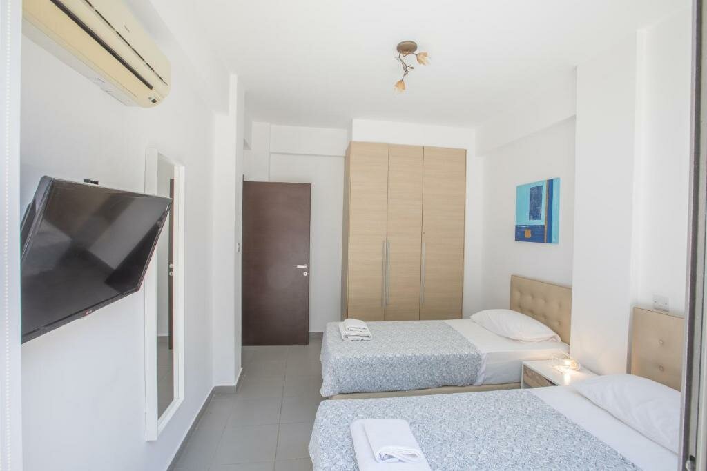 Нео Хорио: Esprit Villa 33 Latchi
