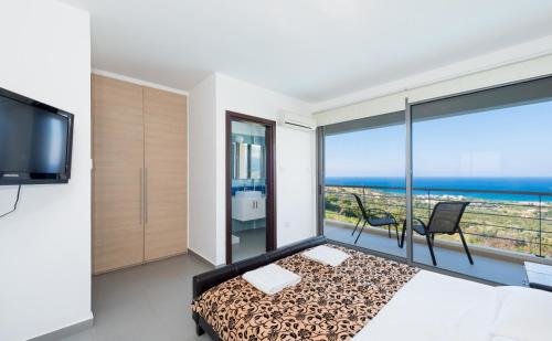 Нео Хорио: Esprit Villa 33 Latchi