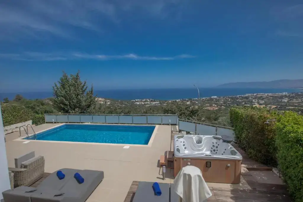 Нео Хорио: Esprit Villa 33 Latchi