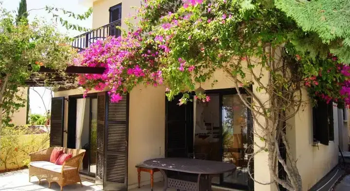 Тала: Kamares Villa