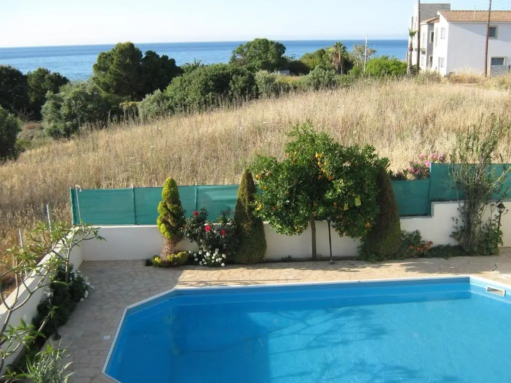 Нео Хорио: Villa Pergia
